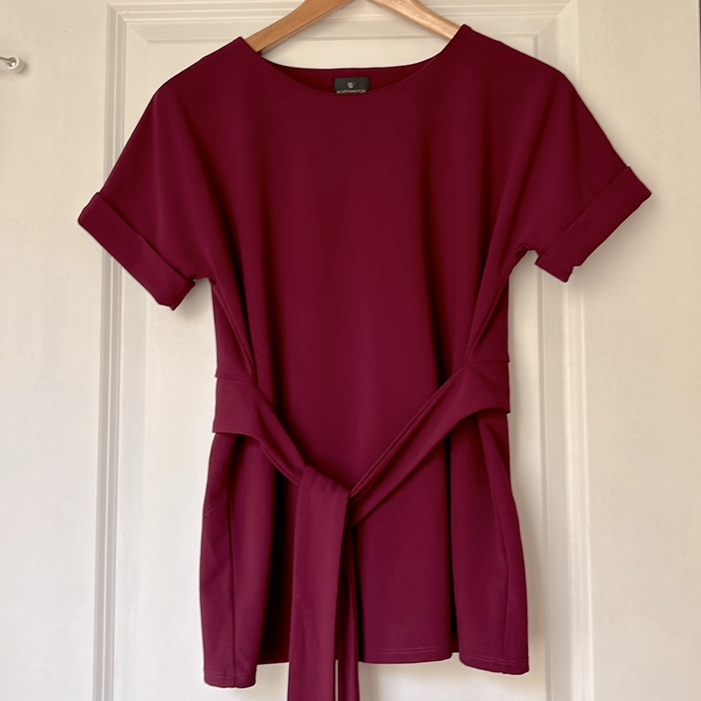 NWOT Worthington women’s blouse with belt, xs
